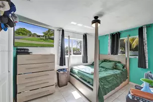 231 SW 64th Way, Pembroke Pines, FL 33023 - Photo 30