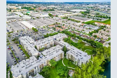 10000 NW 80th Ct #2247, Hialeah Gardens, FL 33016 - Photo 2