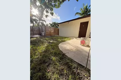 1881 SW 42nd Ter #2, Fort Lauderdale, FL 33317 - Photo 1