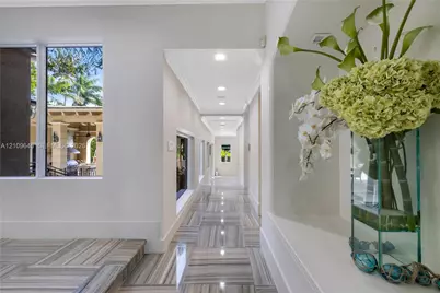 332 Costanera Rd, Coral Gables, FL 33143 - Photo 14