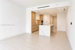 2411 Laguna Cir, North Miami, FL 33181 - Photo 18
