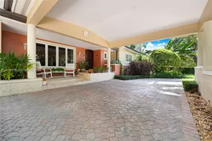 7811 Altamira St, Coral Gables, FL 33143 - Photo 6