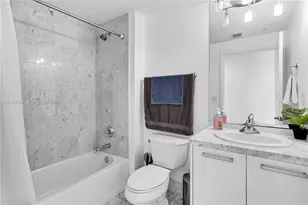 244 Biscayne Blvd, Miami, FL 33132 - Photo 22