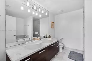244 Biscayne Blvd, Miami, FL 33132 - Photo 26