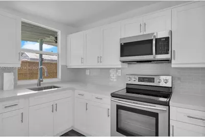118 1st Ct #0, Key Largo, FL 33037 - Photo 12