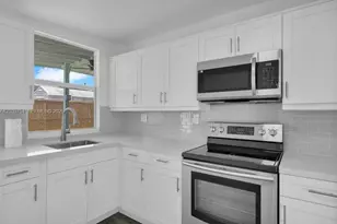 118 1st Ct, Key Largo, FL 33037 - Photo 12