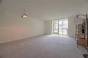 8065 SW 107th Ave, Miami, FL 33173 - Photo 2