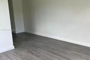 1420 NW 41st St, Miami, FL 33142 - Photo 6
