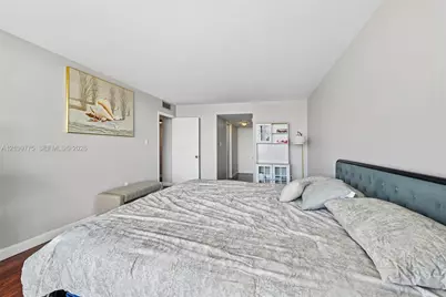18011 Biscayne Blvd #705, Aventura, FL 33160 - Photo 22