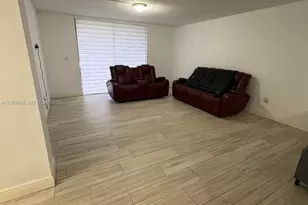 8015 SW 107th Ave, Miami, FL 33173 - Photo 12