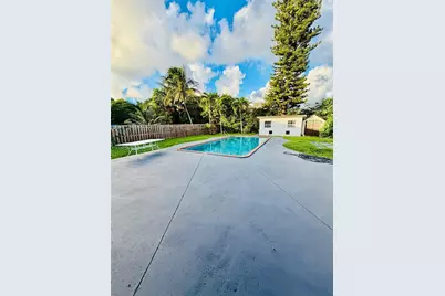 375 NW 153rd St, Miami, FL 33169 - Photo 30