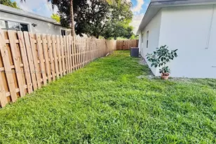 375 NW 153rd St, Miami, FL 33169 - Photo 28