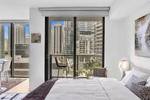 31 SE 6th St, Miami, FL 33131 - Photo 2