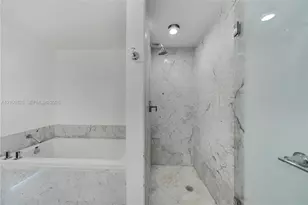 244 Biscayne Blvd, Miami, FL 33132 - Photo 30