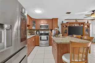 17608 SW 146th Ave, Miami, FL 33177 - Photo 10