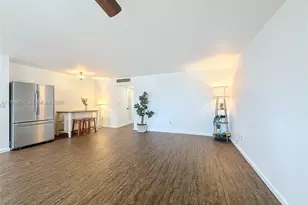 7133 Bay Dr, Miami Beach, FL 33141 - Photo 2