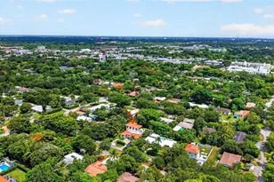 941 NE 119th St, Biscayne Park, FL 33161 - Photo 118