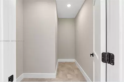 4401 NW 102nd Ter, Coral Springs, FL 33065 - Photo 24