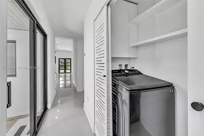 1205 Wallace St, Coral Gables, FL 33134 - Photo 32