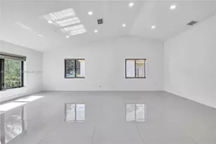 1205 Wallace St, Coral Gables, FL 33134 - Photo 18