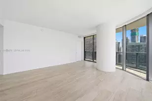 55 SW 9th St, Miami, FL 33130 - Photo 8