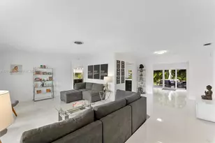 751 SW 54th Ave, Margate, FL 33068 - Photo 8