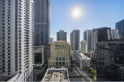 1080 Brickell Ave #2302, Miami, FL 33131 - Photo 12