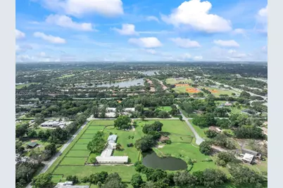 3800 NW 100th Ave, Cooper City, FL 33024 - Photo 4