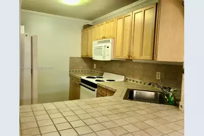 10002 Winding Lake Rd #101, Sunrise, FL 33351 - Photo 2