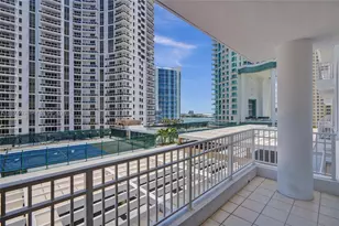 801 Brickell Key Blvd, Miami, FL 33131 - Photo 10