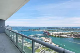 50 Biscayne Blvd, Miami, FL 33132 - Photo 2