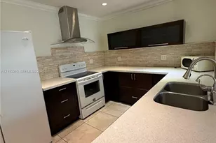 6570 Thomas St, Hollywood, FL 33024 - Photo 6