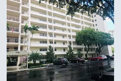 605 Oaks Dr #601, Pompano Beach, FL 33069 - Photo 4