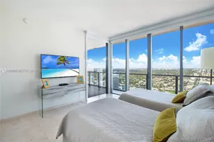 88 SW 7th St, Miami, FL 33130 - Photo 8