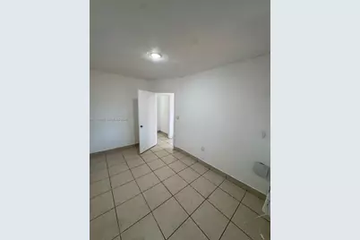 1701 NW 27th Ave #14, Miami, FL 33125 - Photo 4
