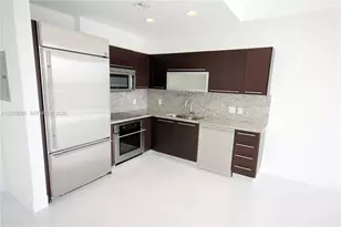 950 Brickell Bay Dr, Miami, FL 33131 - Photo 4