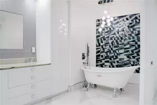 3415 N Ocean Dr, Hollywood, FL 33019 - Photo 46