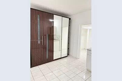 [Address not provided], Hallandale Beach, FL 33009 - Photo 2