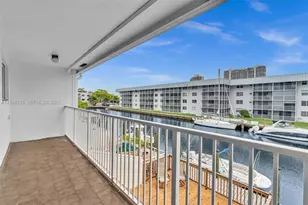 3601 NE 168th St, North Miami Beach, FL 33160 - Photo 24