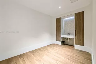 2200 Brickell Ave, Miami, FL 33129 - Photo 38