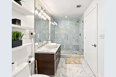 244 Biscayne Blvd #2405, Miami, FL 33132 - Photo 10