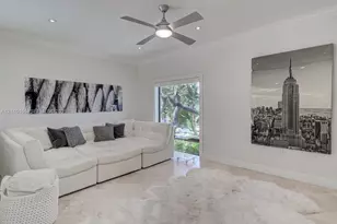 2624 Lincoln Ave, Miami, FL 33133 - Photo 6
