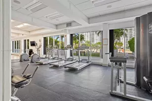 2851 NE 183rd St, Aventura, FL 33160 - Photo 18