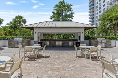 2851 NE 183rd St #309E, Aventura, FL 33160 - Photo 20