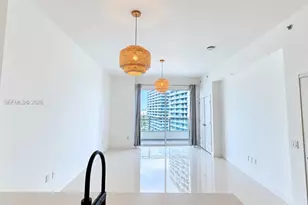 1080 Brickell Ave, Miami, FL 33131 - Photo 2