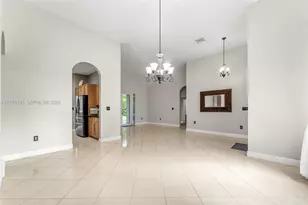 20403 SW 325th St, Homestead, FL 33030 - Photo 4