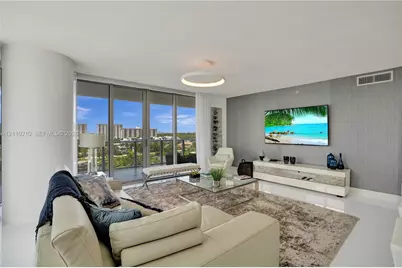 330 Sunny Isles Blvd #5-908, Sunny Isles Beach, FL 33160 - Photo 2