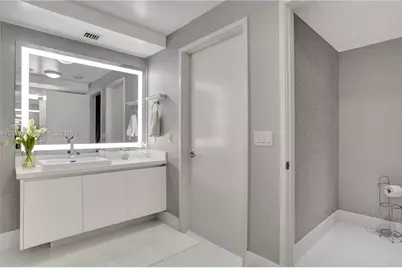 330 Sunny Isles Blvd #5-908, Sunny Isles Beach, FL 33160 - Photo 36
