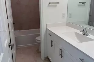 21000 NE 2nd Ct, Miami, FL 33179 - Photo 22