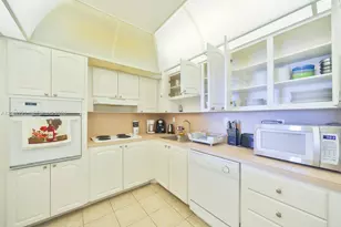 19370 Collins Ave, Sunny Isles Beach, FL 33160 - Photo 26